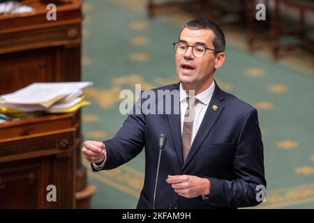 Brussels, 17 November 2022. N-VA's Sander Loones pictured during a plenary session of the Chamber at the Federal Parliament in Brussels on Thursday 17 November 2022. BELGA PHOTO NICOLAS MAETERLINCK Stock Photo