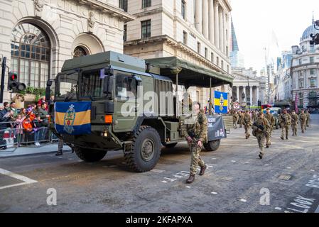 4th Battalion The Princess of Wales Royal Regiment army military truck at the Lord Mayor's Show parade in the City of London, UK Stock Photo