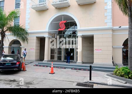 Nassau, Bahamas. 11th Nov, 2022. Entrance to Scotabank in Nassau, The Bahamas on Friday, November 11, 2022. Credit: Ron Sachs/CNP/dpa/Alamy Live News Stock Photo