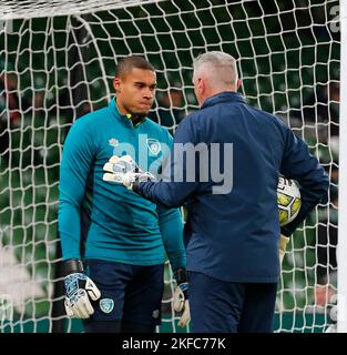 17th November 2022; Aviva Stadium, Dublin, Ireland: International Football Friendly Republic of Ireland speaks with the goalie coach Stock Photo