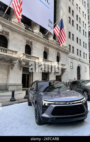 New York, United States. 17th Nov, 2022. General Motors (GM) presents its portfolio of electrical vehicles (EV) in front of the New York Stock Exchange in lower Manhattan in New York on Nov. 17, 2021. The company said it expects profits from its new electric vehicles to be in-line with traditional cars and trucks with internal combustion engines by 2025. (Photo by Samuel Rigelhaupt/Sipa USA) Credit: Sipa USA/Alamy Live News Stock Photo