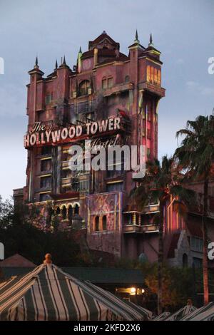 A vertical shot of a tower of terror at Disney's Hollywood studios Stock Photo