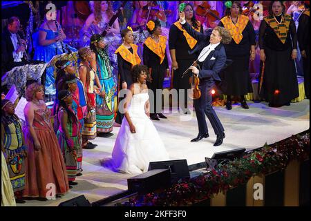 Andre Rieu in concert in Het Gelredome with the Johann Strauss Orchestra Arnhem vvbvanbree fotografie 2008 Holland Stock Photo