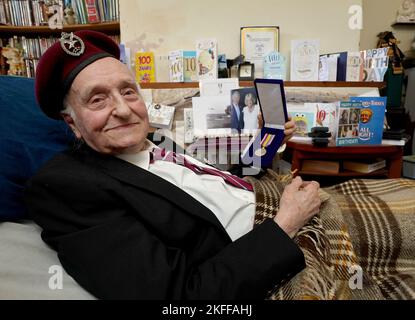 Peter Colthup, a WWII veteran with the Glider Pilot Regiment who celebrated his 100th birthday on Thursday, after he received the Dutch Liberation Medal and the Market Garden Medal, at his home in Whitstable. Picture date: Friday November 18, 2022. Stock Photo