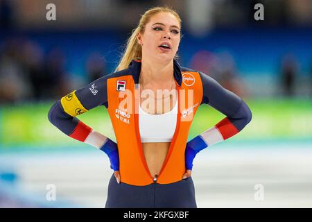 HEERENVEEN, NETHERLANDS - NOVEMBER 18: Jutta Leerdam of The 