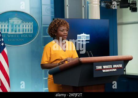 Washington, Vereinigte Staaten. 18th Nov, 2022. Press Secretary Karine Jean-Pierre holds a news briefing at the White House in Washington, DC on Friday, November 18, 2022. Credit: Chris Kleponis/CNP/dpa/Alamy Live News Stock Photo