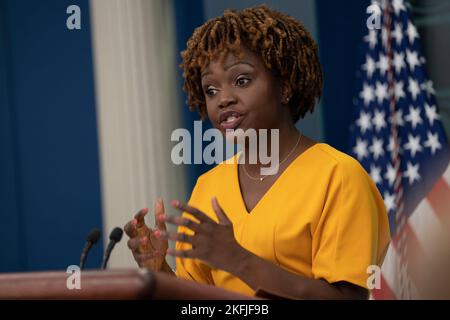 Washington, Vereinigte Staaten. 18th Nov, 2022. Press Secretary Karine Jean-Pierre holds a news briefing at the White House in Washington, DC on Friday, November 18, 2022. Credit: Chris Kleponis/CNP/dpa/Alamy Live News Stock Photo