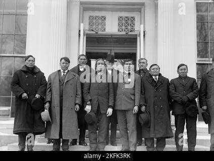 Indians, American - High Pipe; Charles Tackett; Hollow Horn Bear, Jr.; William Thunderhawk; Senator Sterling of South Dakota; Eugene Little; Ruben Quick Bear; Henry Horse Looking; Silas Standing Elk, 1913. Stock Photo