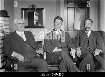 House of Representatives. Committees - Judiciary. Special Subcommittee Which Sat at Macon, Ga, 1/19/1914, To Investigate Charges Against Judge Spear of The Georgia Federalcourt. Floyd of Ar; Webb of Nc, Chairman; Volstead of Mn, 1914. Stock Photo