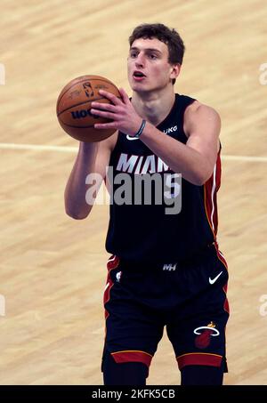 WASHINGTON, DC - NOVEMBER 18: Miami Heat forward Nikola Jovic (5) at the free throw line during a NBA game between the Washington Wizards and the Miami Heat, on November 18, 2022, at Capital One Arena, in Washington, DC.  (Photo by Tony Quinn/SipaUSA) Stock Photo