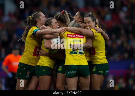 Australia's Emma Tonegato celebrates with team mates after scoring a try during the 2021 Women's Rugby League World Cup Final between Australia and New Zealand at Old Trafford, Manchester on Saturday 19th November 2022. (Photo: Trevor Wilkinson | MI News) Credit: MI News & Sport /Alamy Live News Stock Photo