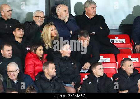 Ryan Giggs (right) and his partner Zara Charles in the stands during the Sky Bet League Two match at the Peninsula Stadium, Salford. Picture date: Saturday November 19, 2022. Stock Photo