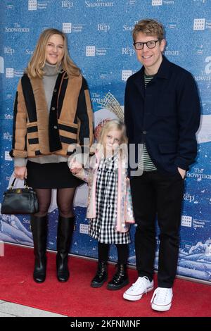 Josh Widdicombe arrives at the Snowman 25th anniversary gala performance at the Peacock Theatre in London. Picture date: Saturday November 19, 2022. Stock Photo