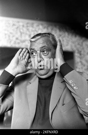 Jacques Tati, French filmmaker, actor and comedian, at the Mar del Plata Film Festival, Argentina, 1988 Stock Photo