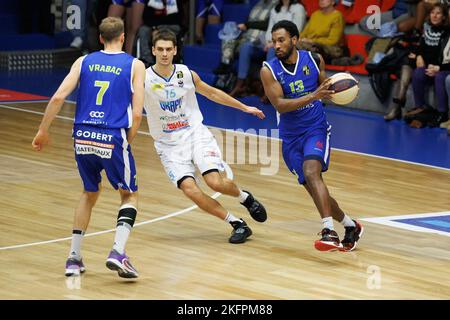 Aalst, Belgium, 19 November 2022, Aalst's Dorian Marchant and Mons' Keith Braxton fight for the ball during a basketball match between Okapi Aalst and Mons-Hainaut, Saturday 19 November 2022 in Aalst, on day 7 of the National Round Belgium in the 'BNXT League' Belgian first division basket championship. BELGA PHOTO KURT DESPLENTER Stock Photo