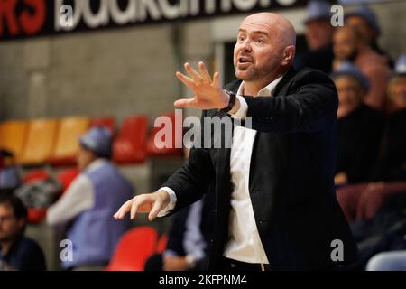 Aalst, Belgium, 19 November 2022, Mons' head coach Vedran Bosnic pictured during a basketball match between Okapi Aalst and Mons-Hainaut, Saturday 19 November 2022 in Aalst, on day 7 of the National Round Belgium in the 'BNXT League' Belgian first division basket championship. BELGA PHOTO KURT DESPLENTER Stock Photo