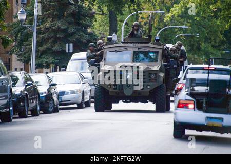 A Special Response Team (SRT) Bearcat from Homeland Security Investigations (HSI) approaches the target location during Operation Boiling Point on October 6, 2022 in Chicago, Illinois. Stock Photo