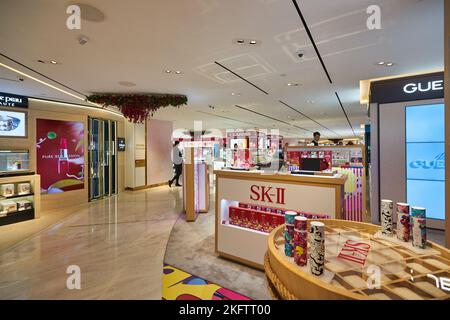 Dfs galleria hi-res stock photography and images - Alamy
