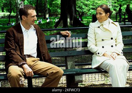 RALPH FIENNES, JENNIFER LOPEZ, MAID IN MANHATTAN, 2002 Stock Photo