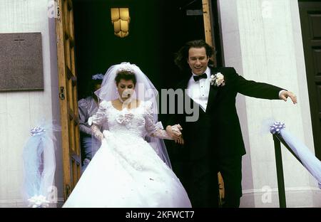 NIA VARDALOS, JOHN CORBETT, MY BIG FAT GREEK WEDDING, 2002 Stock Photo