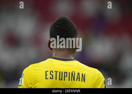 Al Khor, Qatar. 20th Nov, 2022. Pervis Estupinan of Ecuador during the Qatar 2022 World Cup match, group A, date 1, between Qatar and Ecuador played at Al Bayt Stadium on Nov 20, 2022 in Al Khor, Qatar. (Photo by Bagu Blanco/PRESSINPHOTO) Credit: PRESSINPHOTO SPORTS AGENCY/Alamy Live News Stock Photo