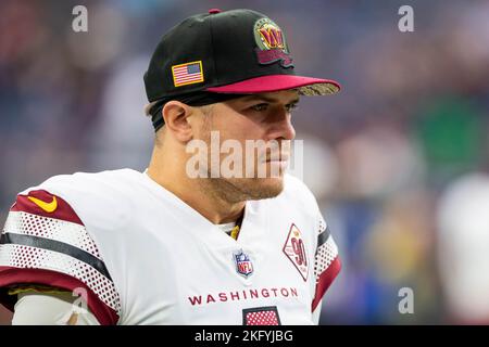 Houston, TX, USA. 20th Nov, 2022. Washington Commanders quarterback Sam  Howell (14) during a game between