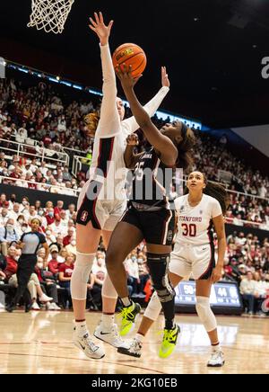 Maples Pavilion Stanford, CA. 20th Nov, 2022. CA, U.S.A. South Carolina guard Raven Johnson (25)goes to the basket during the NCAA Women's Basketball game between South Carolina Gamecocks and the Stanford Cardinal. South Carolina beat Stanford 76-71 in overtime at Maples Pavilion Stanford, CA. Thurman James /CSM/Alamy Live News Stock Photo