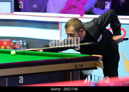 York, Britain. 20th Nov, 2022. Mark Allen of Northern Ireland competes during the final match against Ding Junhui of China at 2022 UK Snooker Championship in York, Britain, Nov. 20, 2022. Credit: Zhai Zheng/Xinhua/Alamy Live News Stock Photo