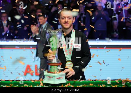 York, Britain. 20th Nov, 2022. Mark Allen of Northern Ireland celebrates after the final match against Ding Junhui of China at 2022 UK Snooker Championship in York, Britain, Nov. 20, 2022. Credit: Zhai Zheng/Xinhua/Alamy Live News Stock Photo