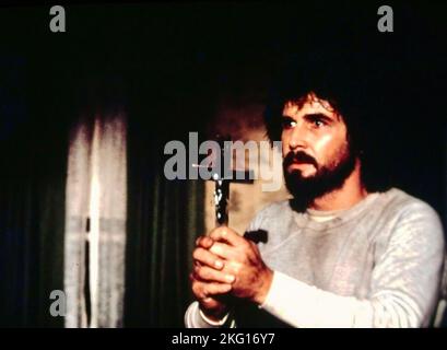JAMES BROLIN in THE AMITYVILLE HORROR (1979), directed by STUART ROSENBERG. Credit: AIP / Album Stock Photo