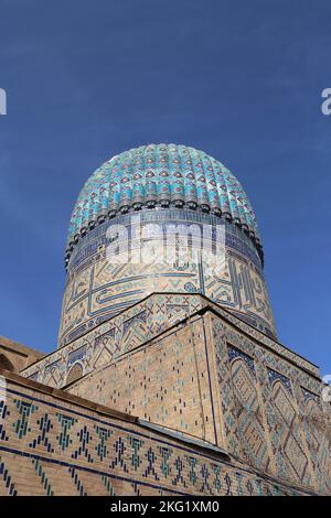 West Dome, Bibi Khanym Mosque, Karimov Street, Historic centre, Samarkand, Samarkand Province, Uzbekistan, Central Asia Stock Photo