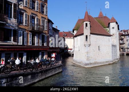 Annecy old city. The 12th century castle Palais de l'Isle in the middle of the Thiou river. France. Stock Photo