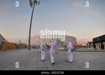 Doha, Qatar. 21st Nov, 2022. DOHA, QATAR - NOVEMBER 21: General view outside the stadium prior to the Group A - FIFA World Cup Qatar 2022 match between Senegal and Netherlands at Al Thumama Stadium on November 21, 2022 in Doha, Qatar (Photo by Pablo Morano/BSR Agency) Credit: BSR Agency/Alamy Live News Stock Photo