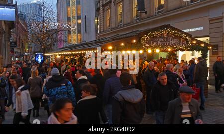 Manchester city centre, Christmas Market stalls, King St, Manchester, England, UK, M2 7PW Stock Photo