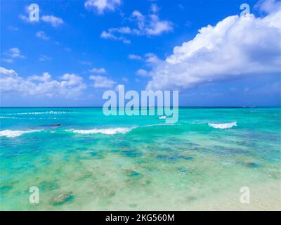 The beautiful beach and turquoise sea of Aruba Stock Photo