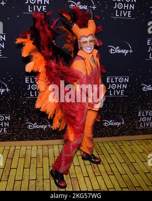 20 November 2022 - Los Angeles, California - JoJo Siwa. Disney+ ''Elton John Live: Farewell From Dodger Stadium'' Yellow Brick Road Event at Dodger Stadium. (Credit Image: © Billy Bennight/AdMedia via ZUMA Press Wire) Stock Photo