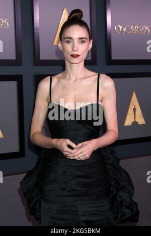 November 19, 2022, Century City, CA, USA: LOS ANGELES - NOV 19:  Rooney Mara at the 13th Governors Awards at Fairmont Century Plaza Hotel on November 19, 2022 in Century City, CA (Credit Image: © Kay Blake/ZUMA Press Wire) Stock Photo