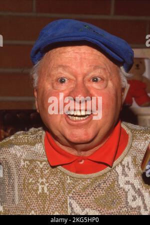 Mickey Rooney at a signing for his new book, Life is Too Short n Los Angeles, CA. March 1991 Credit: Ralph Dominguez/MediaPunch Stock Photo