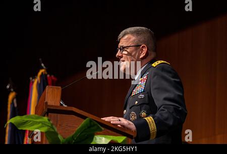 Gen James E. Rainey accepts the position of Commanding General for Army Futures Command on October 4th, 2022 in Austin, TX (US Army Photo by Patrick Hunter) Stock Photo