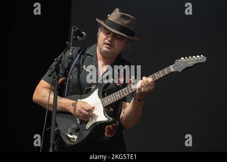 SOUTHSEA, ENGLAND: Various artists perform on the Castle Stage at the Victorious Festival. Featuring: Pete Doherty Where: Portsmouth, United Kingdom When: 28 Aug 2022 Credit: Neil Lupin/WENN Stock Photo