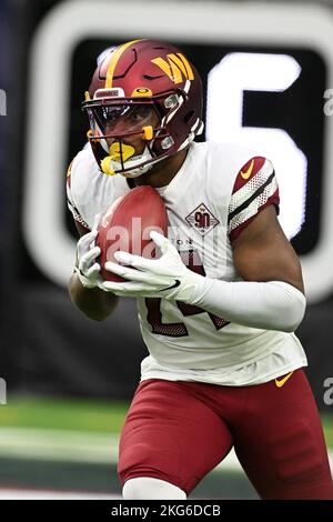 Washington Commanders running back Antonio Gibson (24) runs against the New  York Giants during an NFL football game Sunday, Dec. 4, 2022, in East  Rutherford, N.J. (AP Photo/Adam Hunger Stock Photo - Alamy