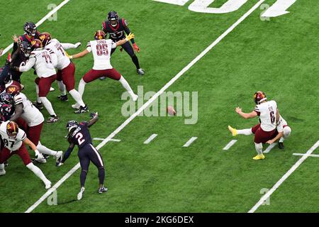 LANDOVER, MD - September 11: Washington Commanders place kicker Joey Slye (6)  warms up prior to the NFL game between the Jacksonville Jaguars and the  Washington Football Team on September 11, 2022