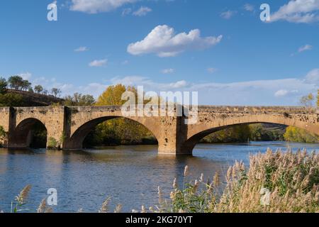 River Ebro San Vicente de la Sonsierra village with medieval bridge La Rioja Province, Spain Stock Photo