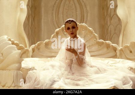 the neverending story 2 childlike empress