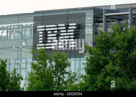 IBM Logo on building Stock Photo - Alamy