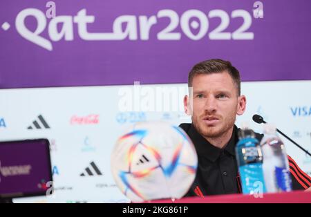 Doha, Qatar. 22nd Nov, 2022. Belgium's Jan Vertonghen pictured during a press conference of Belgian national soccer team the Red Devils, at the Qatar National Convention Center QNCC, in Doha, State of Qatar, Tuesday 22 November 2022. The Red Devils are preparing for their first match against Canada in Group F of the FIFA 2022 World Cup in Qatar. BELGA PHOTO BRUNO FAHY Credit: Belga News Agency/Alamy Live News Stock Photo