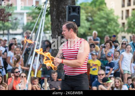 Merano (Meran) city: street artists during the Festival Asphalt art  at Merano streets in South Tyrol, Trentino Alto Adige, northern Italy, Stock Photo