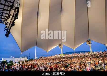 Portsmouth Virginia,Colonial history,NTELOS Pavilion at Harbor Center,centre,scenes from Norah Jones concert,performance,entertainment,show,visitors t Stock Photo