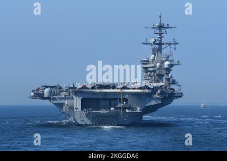 Kanagawa Prefecture, Japan - August 28, 2021: United States Navy USS Carl Vinson (CVN-70), Nimitz-class aircraft carrier. Stock Photo