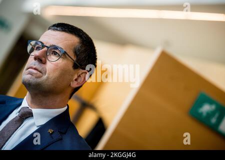 N-VA's Sander Loones pictured during a session of the parliamentary commission for Finance and Budget, at the Federal Parliament in Brussels, Wednesday 23 November 2022. BELGA PHOTO JASPER JACOBS Stock Photo